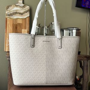 Michael Kors LG tote